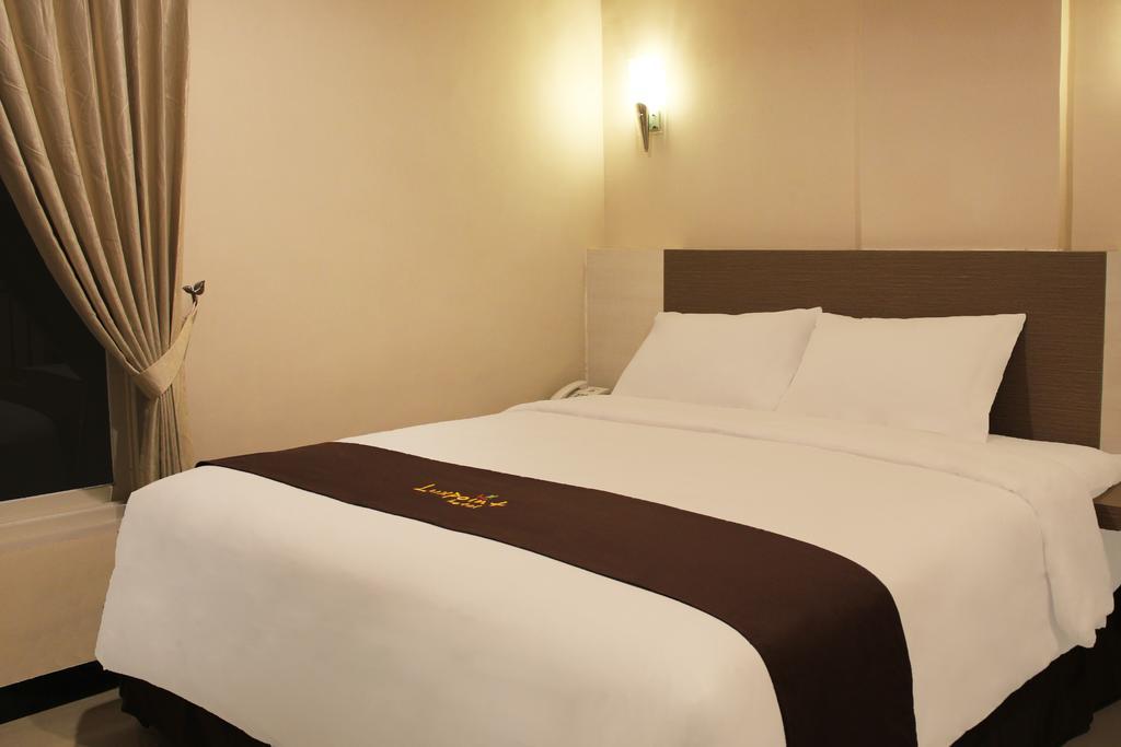 Luxpoint Hotel Baratajaya Сурабая Екстериор снимка