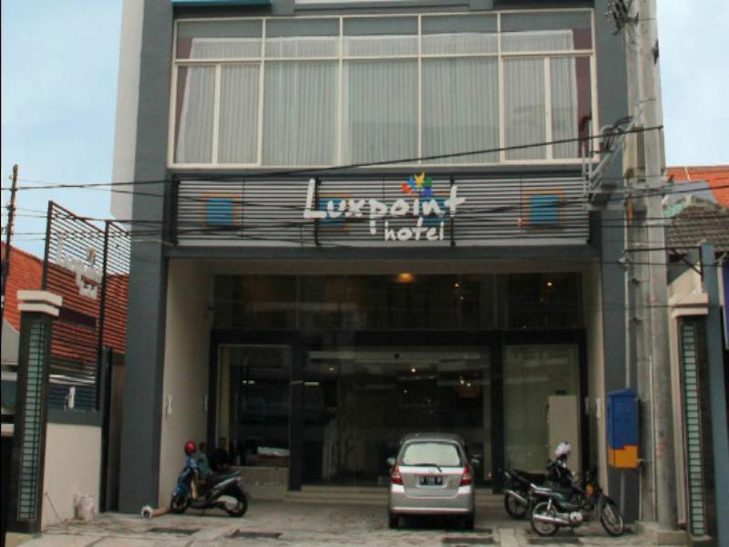 Luxpoint Hotel Baratajaya Сурабая Екстериор снимка