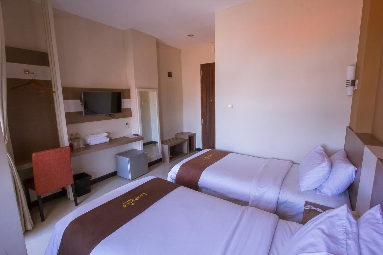 Luxpoint Hotel Baratajaya Сурабая Екстериор снимка